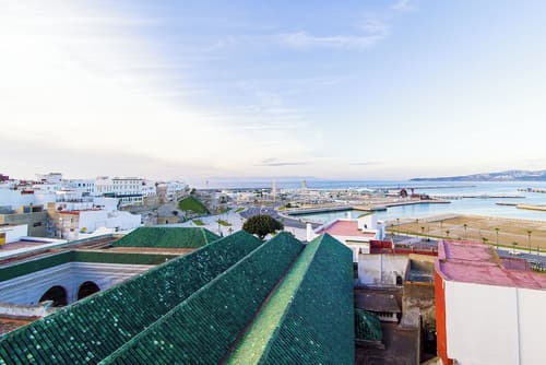 Mamora Bay, Restaurant