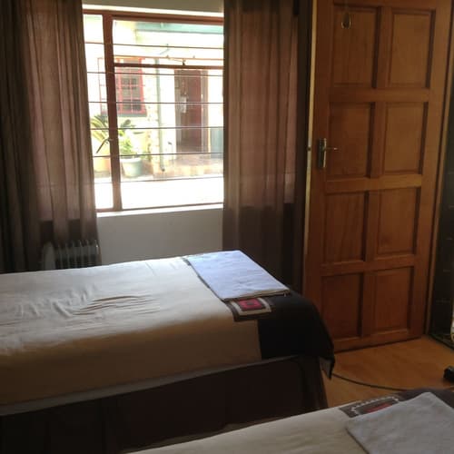 Cottage In Orange Grove, 