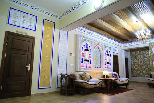 Grand Emir Residence, Interior entrance