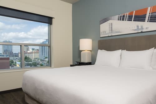 Hyatt House Austin/Downtown, Room
