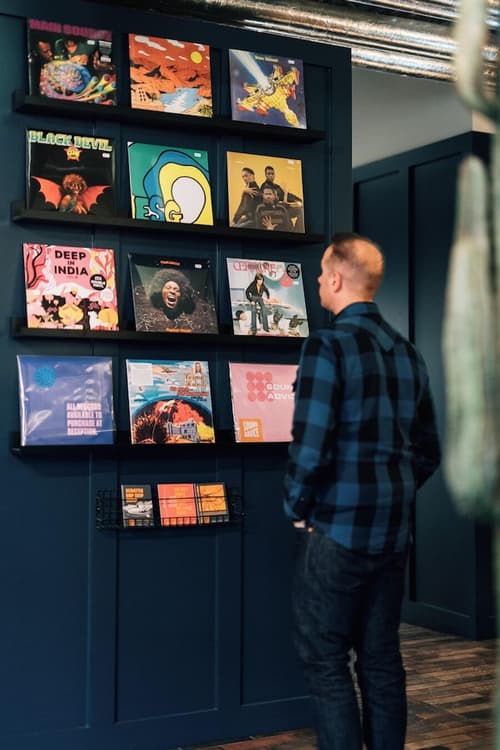 Bullitt Hotel, Lobby