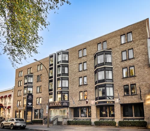 Empire Suites, Front of property