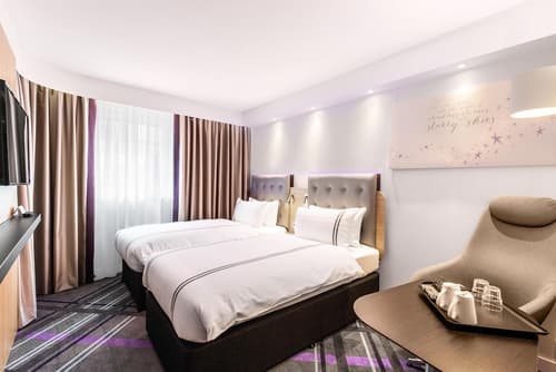 Premier Inn Hamburg City Hammerbrook, Room