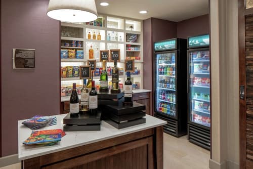 Homewood Suites by Hilton New Orleans French Quarter, Snack bar