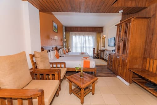 Pokhara Batika, Room