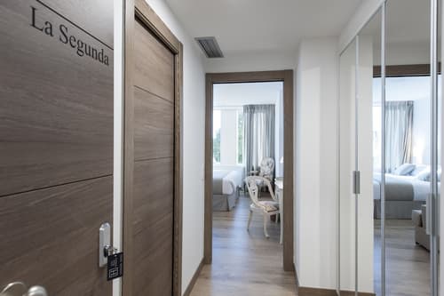 Suite Home Sardinero, Room