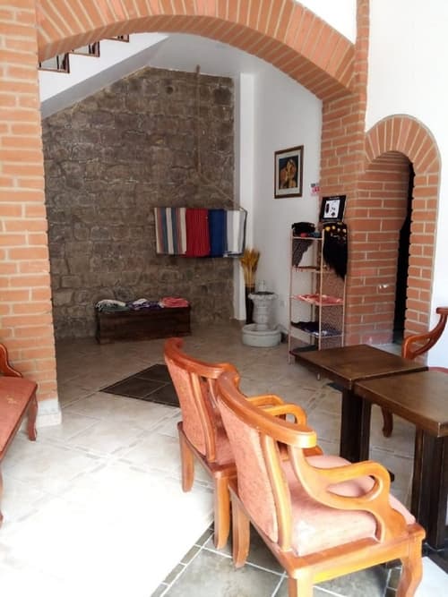 Hotel Casa Ecuatreasures Centro Histórico, Lobby sitting area