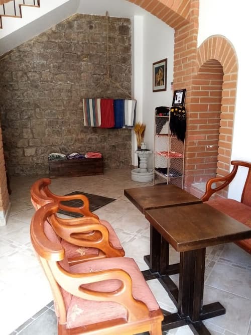 Hotel Casa Ecuatreasures Centro Histórico, Lobby sitting area