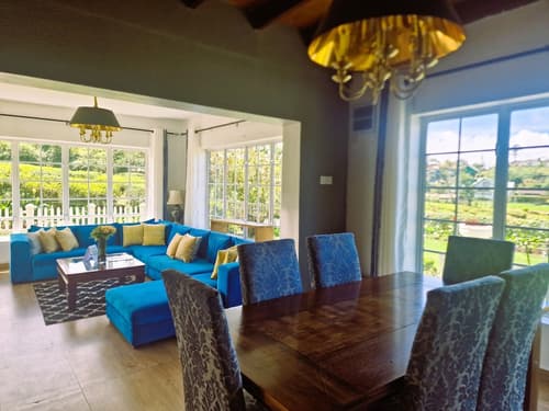 The Tea Garden, Dining