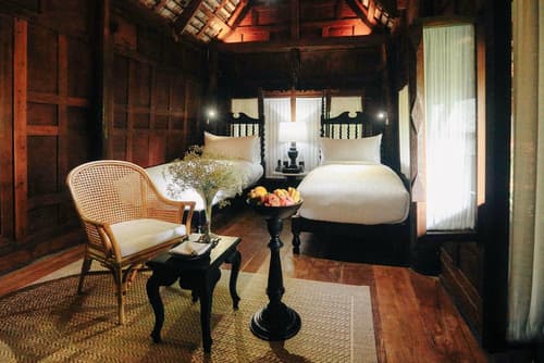 Villa Mahabhirom, Room