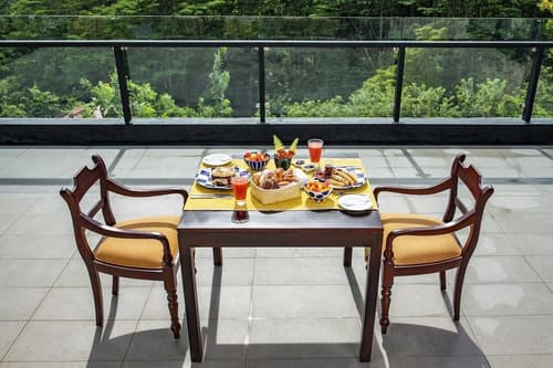 FOX Resorts Kandy, Dining