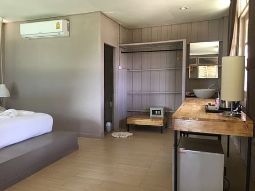 HIP Seaview Resort at Phi Phi, Room