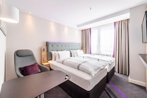 Premier Inn Köln City Süd, Room