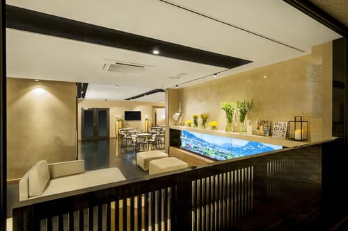 Hotel Royal Prague, Lobby sitting area