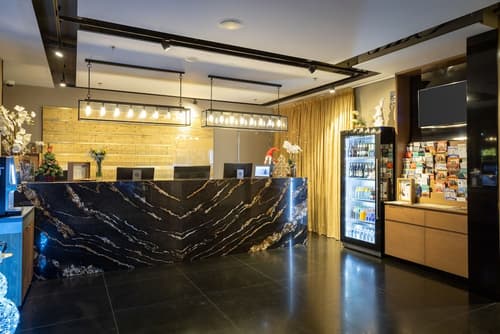 Hotel Royal Prague, Reception