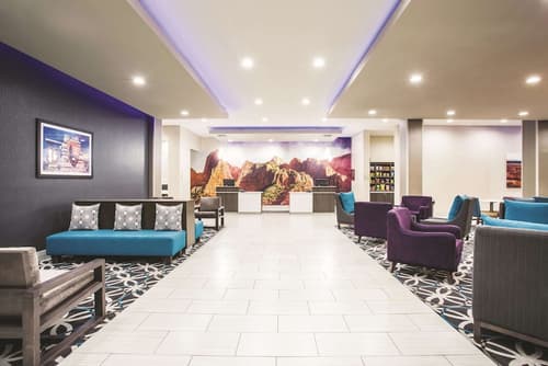 La Quinta Inn & Suites by Wyndham La Verkin-Gateway to Zion, Lobby