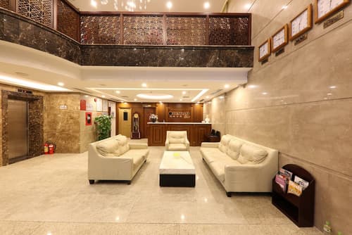 Delicate Hotel, Lobby lounge