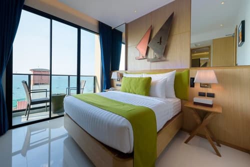 Deep Blue Z10 Pattaya, Room