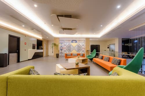 Seen Hotel Abidjan Plateau, Lobby sitting area