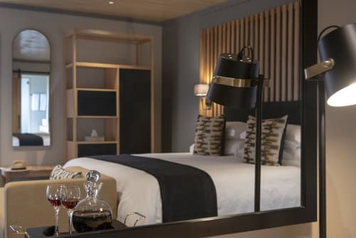 Founders Lodge by Mantis, Room