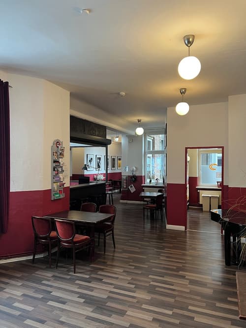 Ballhaus Berlin Hostel, Reception