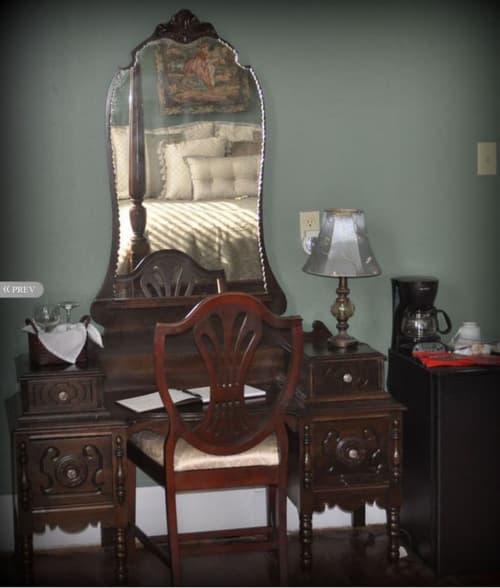 Sweet Cane Inn, Room