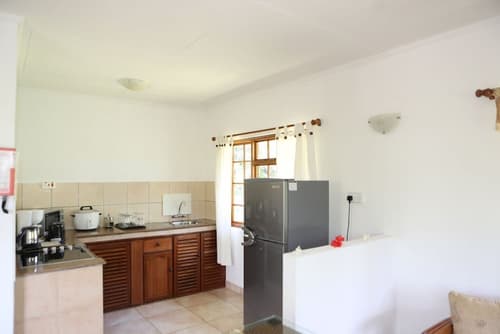 Le surmer self catering chalets, Living area