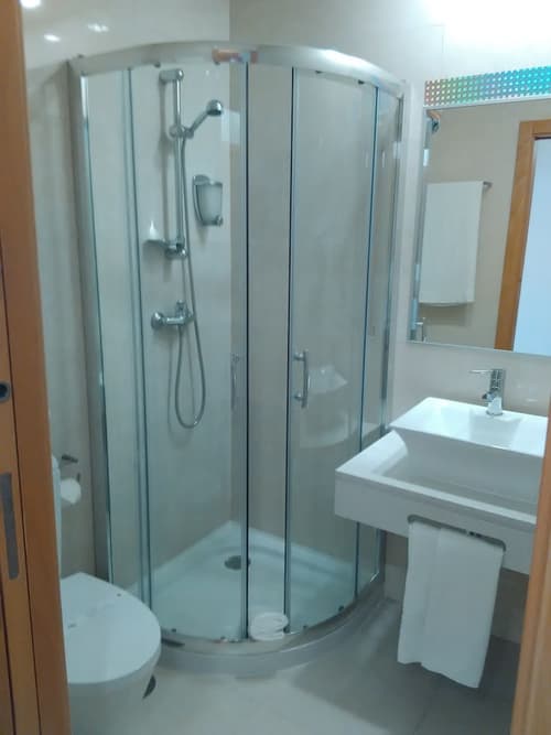 Sea Garden Residência, Bathroom