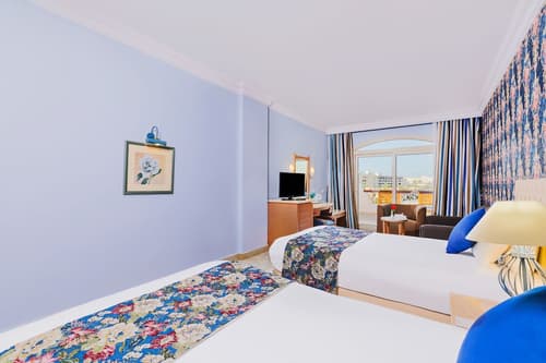 Royal Lagoons Resort & Aqua Park Families and Couples Only, Room