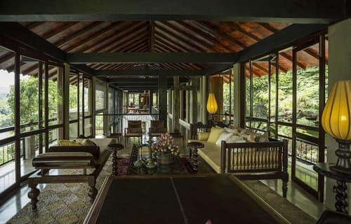 The Hermitage by Edwards Collection, Lobby sitting area