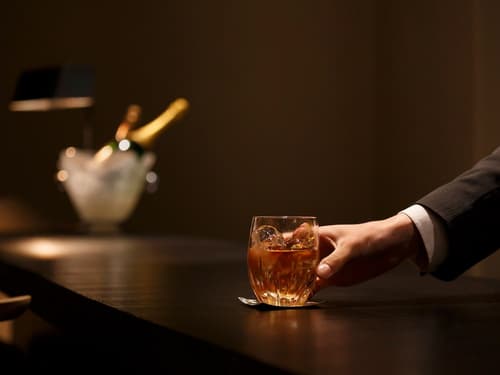 Hotel The Celestine Kyoto Gion, Bar (on property)