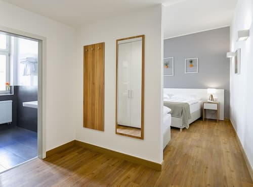 Hotel Garden Court, Room