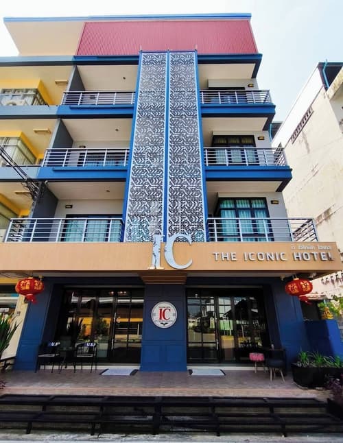 The Iconic Hotel, Exterior