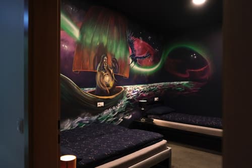 The Freezer Hostel & Culture Center, Room