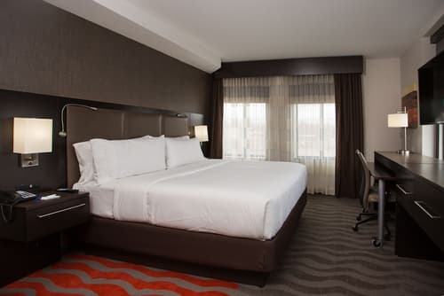 Holiday Inn Express Springfield Downtown by IHG, Room