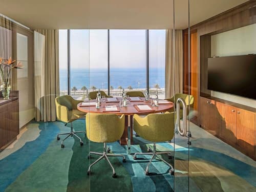 The Retreat Palm Dubai MGallery by Sofitel, Room