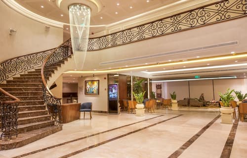 Gerasa Hotel, Interior entrance