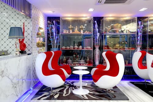 Top High Airport Link Hotel, Lobby sitting area