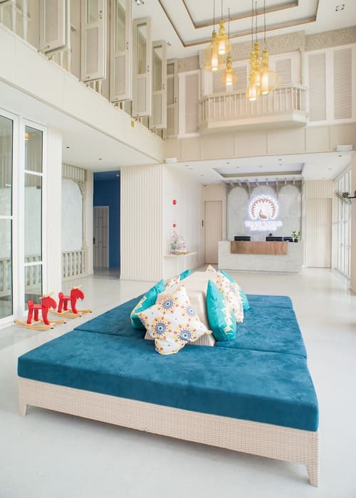 Panphuree Residence, Lobby sitting area