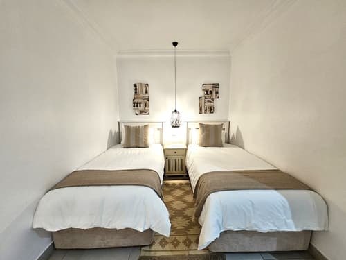 Lalapanzi Guest House, 