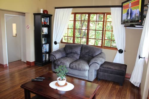 Villa Stella, Reception