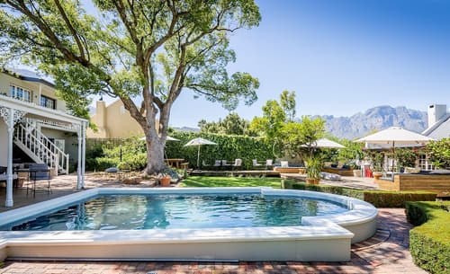 Macaron Boutique Guest House, Outdoor pool