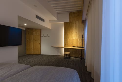 ONE＠Tokyo by insomnia, Room