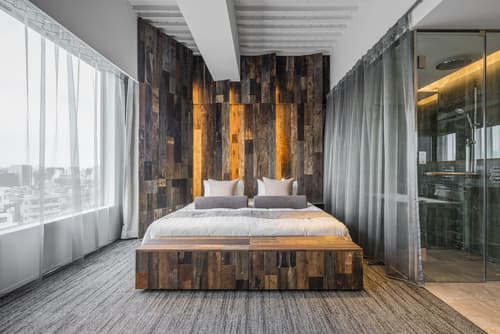 ONE＠Tokyo by insomnia, Room