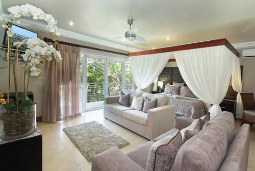 uShaka Manor Guest House, Room