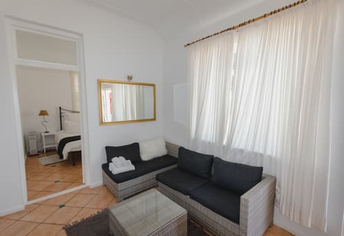 Boulders Beach Hotel, Cafe and Curio, Room