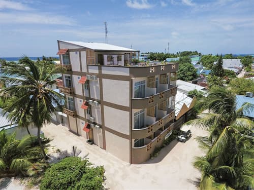 Ocean Retreat & Spa, Front of property