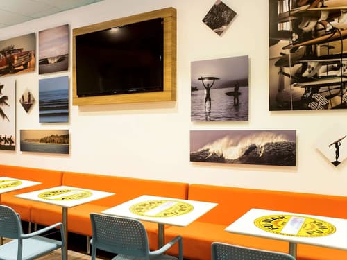 Delphin Surf Hotel, Reception