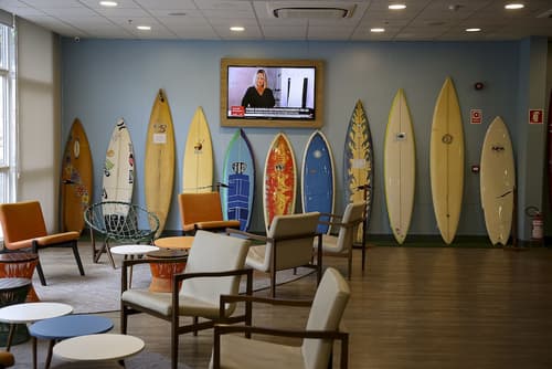 Delphin Surf Hotel, Reception