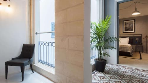 AX The Saint John, Lobby